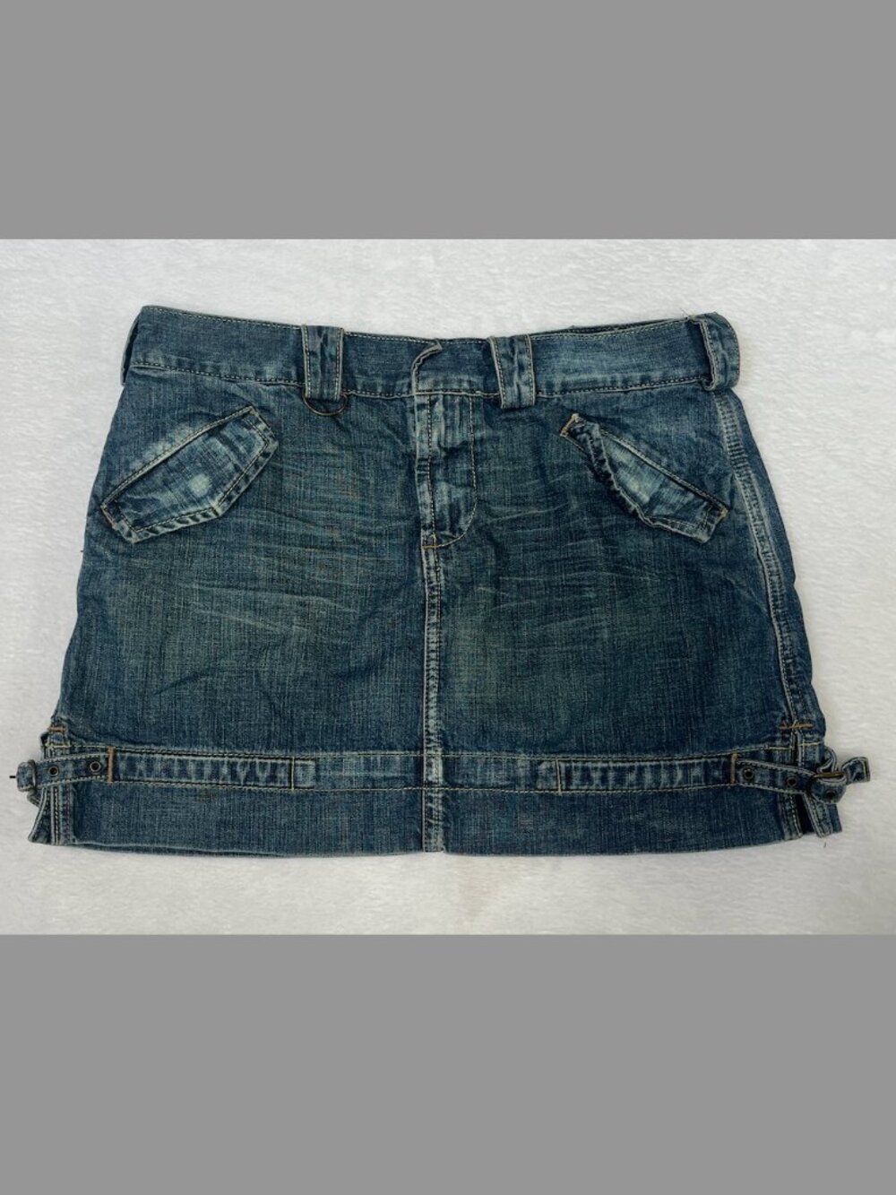 VTG Express y2k Denim Mini Skirt Buckle Utility sz 6 Sexy Going Out Dark Wash